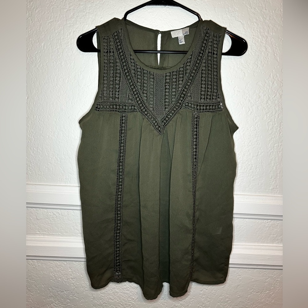 Green blouse